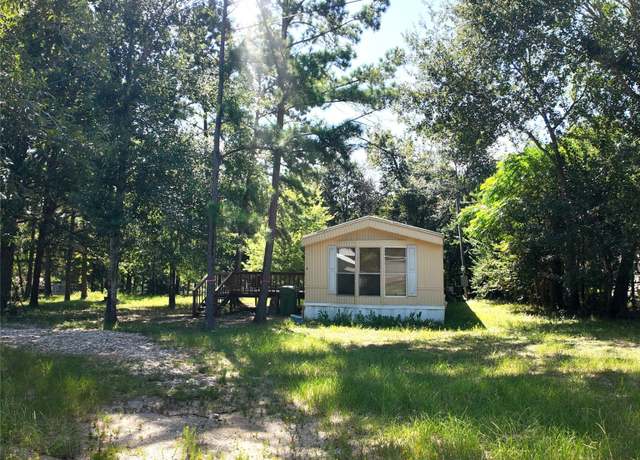 Property at 4 Dorothy St, Huntsville, TX 77320, 2 beds, 2 baths