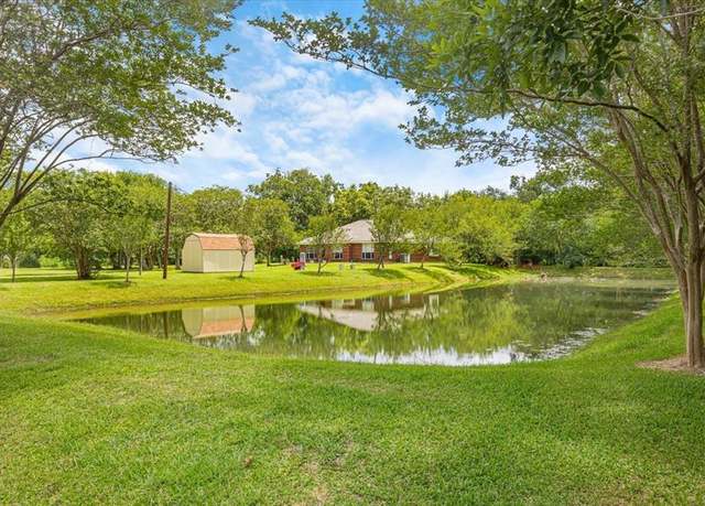 Property at 9615 Sandy Ln, Manvel, TX 77578