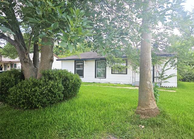 Property at 3431 Sayers St, Houston, TX 77026, 3 beds, 1 bath