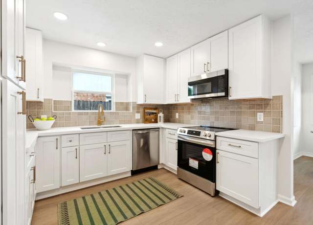 Property at 5606 Arbor Vitae Dr, Houston, TX 77092, 4 beds, 2 baths