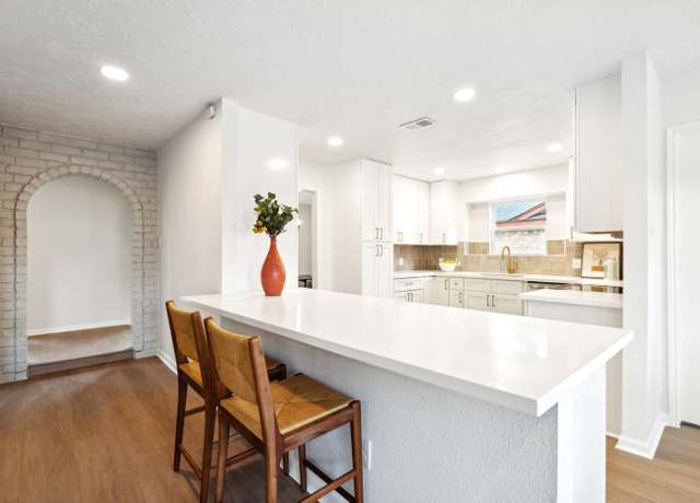 Property at 5606 Arbor Vitae Dr, Houston, TX 77092, 4 beds, 2 baths