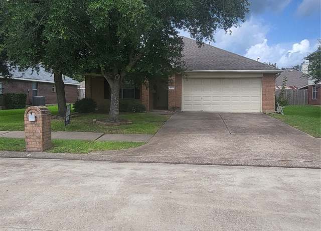 Property at 8315 Tarragon Ln E, Baytown, TX 77521, 4 beds, 2 baths