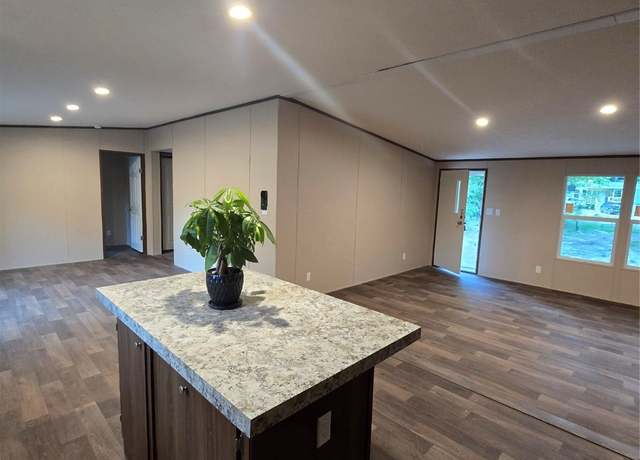 Property at 8284 Basswood Ln, Plantersville, TX 77363, 4 beds, 2 baths