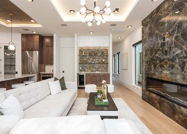 Property at 627 Rolling Oaks, Stafford, TX 77477, 4 beds, 4 baths