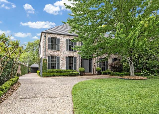 Property at 6 Buffalo Ridge Cir, Houston, TX 77056, 4 beds, 4 baths