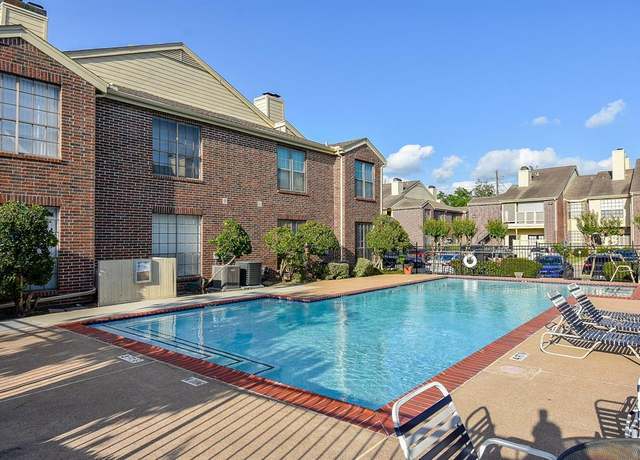 Property at 2121 El Paseo St #1807, Houston, TX 77054, 2 beds, 1 bath