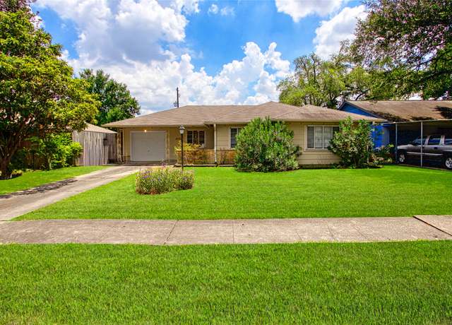 Property at 2030 Marnel Rd, Houston, TX 77055, 3 beds, 2 baths