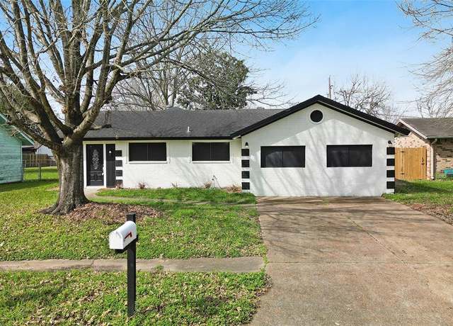 Property at 812 Whelton Dr, Pasadena, TX 77503, 4 beds, 2 baths