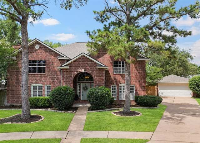 Property at 10255 Crooks Way Ct, Houston, TX 77065, 5 beds, 3.5 baths