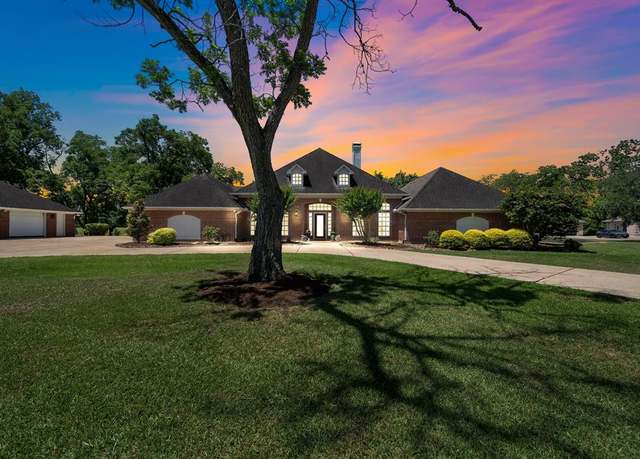 Property at 7611 Pecan Lake Cir, Richmond, TX 77406, 4 beds, 3.5 baths