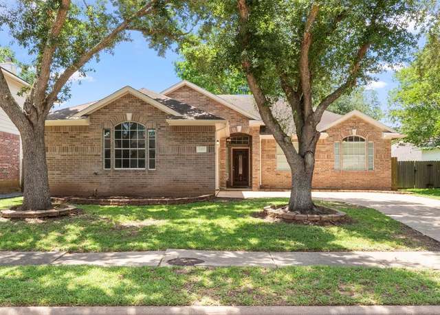 Property at 1203 Alexandria Ct, Richmond, TX 77406, 4 beds, 2 baths