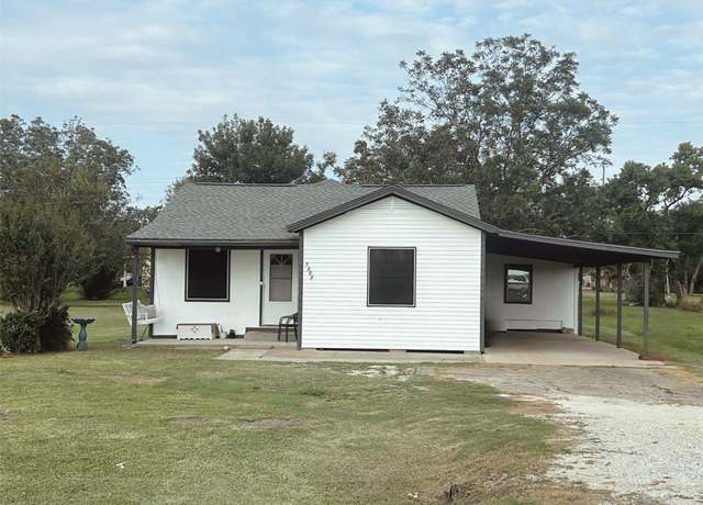 Property at 1802 N Avenue Q, Freeport, TX 77541, 4 beds, 2 baths