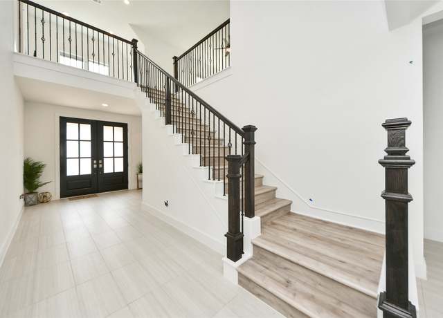 Property at 26923 Longwood Ledge Dr, Spring, TX 77389, 4 beds, 3.5 baths