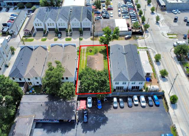 Property at 1507 Laird St, Houston, TX 77008