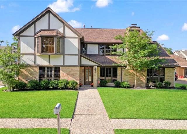 Property at 16003 Brook Forest Dr, Houston, TX 77059, 5 beds, 3.5 baths