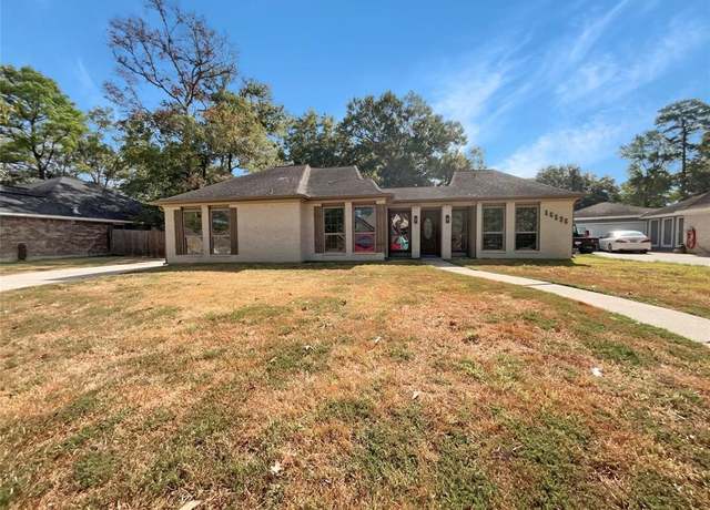 Property at 16126 Spinnaker Dr, Crosby, TX 77532, 4 beds, 2.5 baths