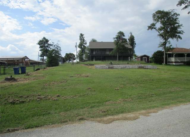 Property at 387 Birch Dr, Onalaska, TX 77360
