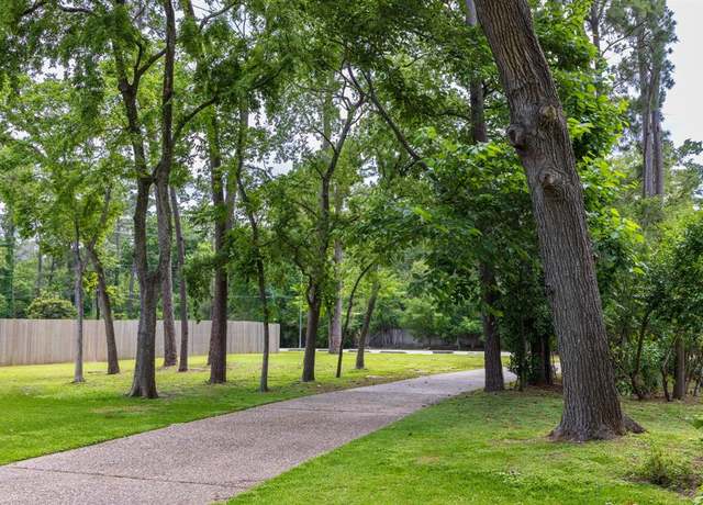 Property at 450 Tallowood Rd, Houston, TX 77024