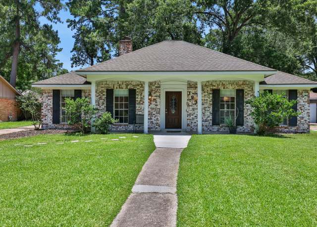 Property at 1939 Shadow Rock Dr, Houston, TX 77339, 3 beds, 2 baths