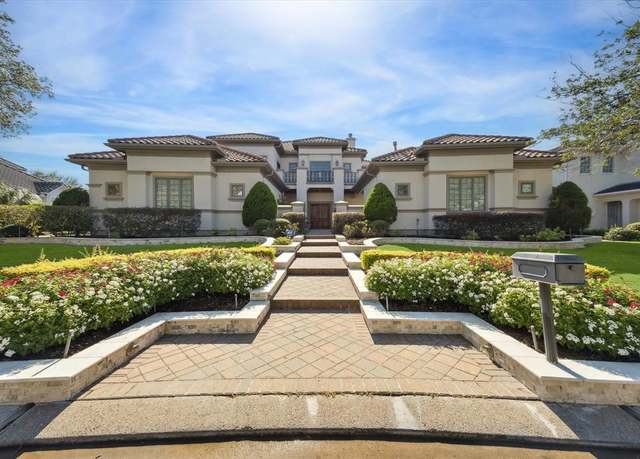 Property at 11627 Versailles Lakes Ln, Houston, TX 77082, 4 beds, 5 baths