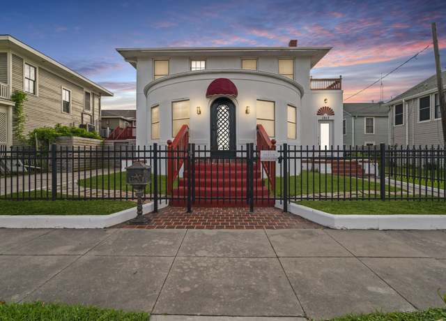 Property at 1919 Rosenberg St, Galveston, TX 77550, 7 beds, 3 baths