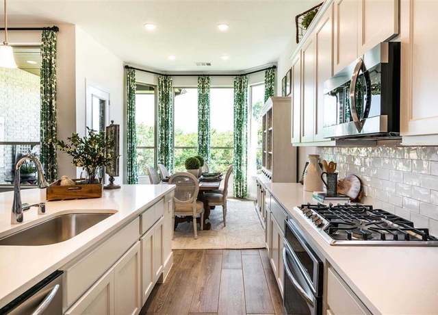 Property at 12338 Palmetto Dr, Mont Belvieu, TX 77523, 4 beds, 3 baths