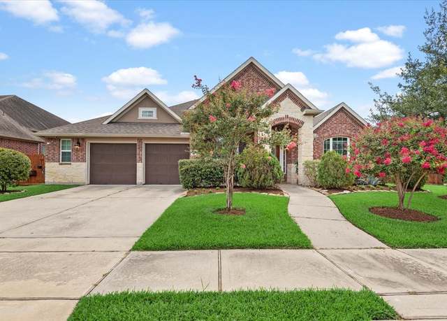 Property at 18135 Berry Garden Ln, Spring, TX 77379, 4 beds, 2.5 baths