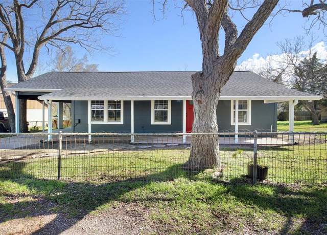 Property at 407 N Amthor St, Bellville, TX 77418, 3 beds, 2 baths