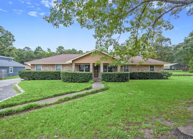 Property at 11681 Willis Waukegan Rd, Conroe, TX 77303, 3 beds, 2 baths