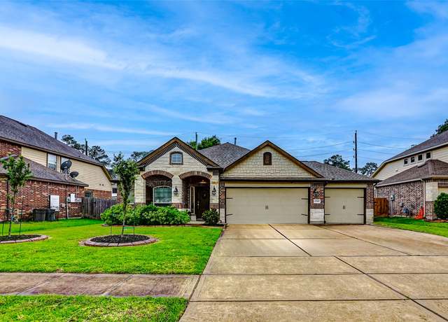Property at 15707 E Chamfer Way, Crosby, TX 77532, 3 beds, 2 baths