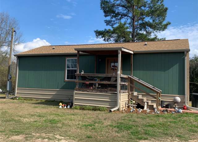 Property at 1317 Fm 3186, Onalaska, TX 77360, 2 beds, 2 baths