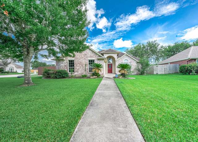 Property at 11803 Old Spanish Trl, Santa Fe, TX 77510, 3 beds, 2 baths