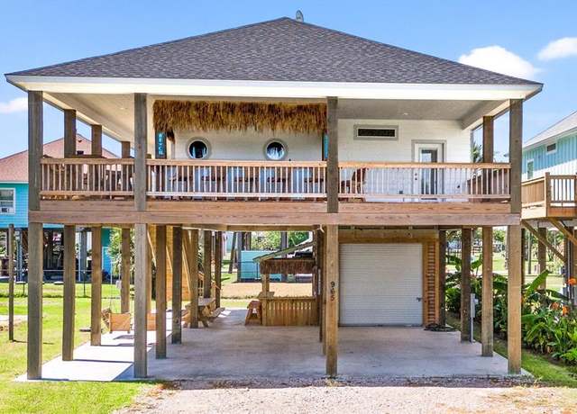 Property at 965 Wommack Dr, Crystal Beach, TX 77650, 3 beds, 2 baths