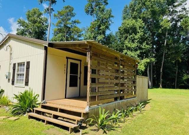 Property at 8963 Lonesome Pine Ln, Kountze, TX 77625, 2 beds, 1 bath