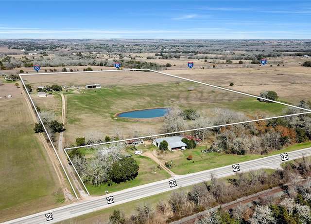 Property at 5135 W Us Highway 90, Schulenburg, TX 78956, 3 beds, 2 baths