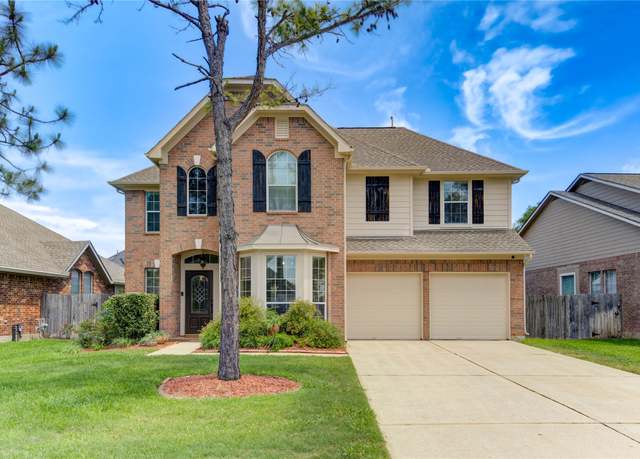 Property at 3127 Autumnjoy Dr, Pearland, TX 77584, 4 beds, 3.5 baths