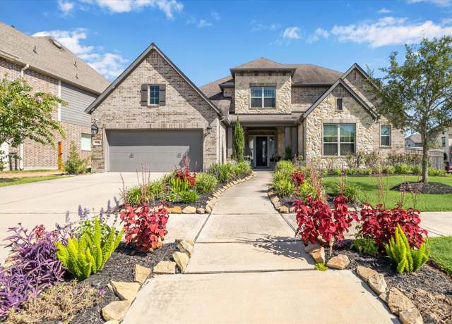 Property at 10602 Parkwood Ct, Missouri City, TX 77459, 4 beds, 4 baths