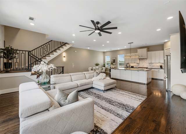 Property at 1822 Mcilhenny St Unit A, Houston, TX 77004, 3 beds, 3.5 baths