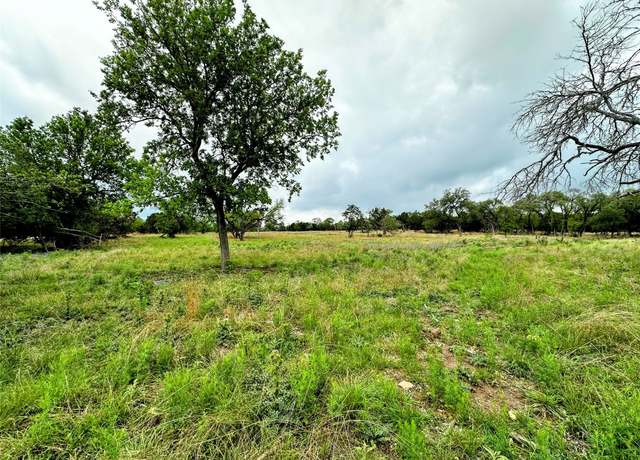 Property at 305 Witt Rd, Center Point, TX 78010