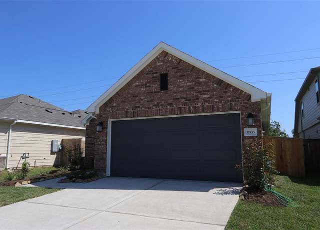 Property at 31935 Splendor Dr, Fulshear, TX 77441, 3 beds, 2 baths
