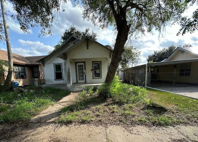 Property at 214 E Lee St, Harlingen, TX 78550, 2 beds, 1 bath