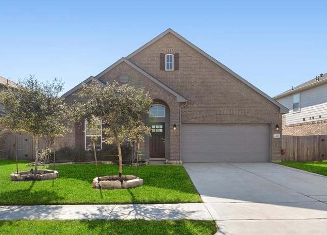 Property at 4430 Painted Bunting Ln, Baytown, TX 77521, 4 beds, 3 baths