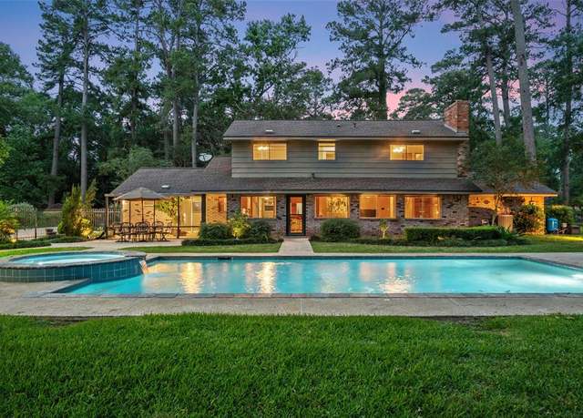 Property at 1710 Magnolia Ln, Kingwood, TX 77339, 4 beds, 3 baths