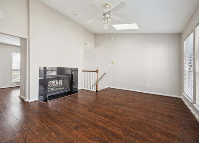 Property at 2277 S Kirkwood Rd #304, Houston, TX 77077, 2 beds, 2 baths