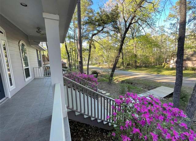 Property at 350 N Royale Greens Dr, Coldspring, TX 77331, 4 beds, 3 baths
