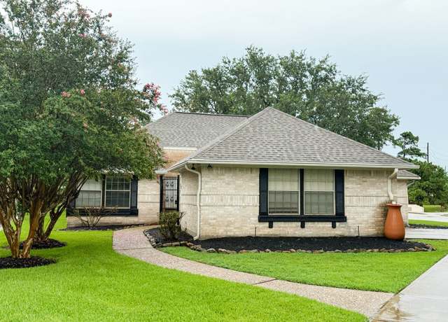 Property at 19002 Caddy Cir, Atascocita, TX 77346, 3 beds, 2 baths