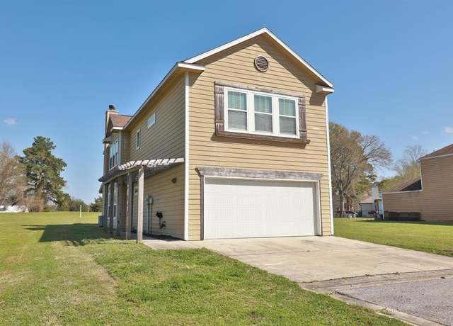 Property at 14864 Cetus Ct, Willis, TX 77318, 3 beds, 3.5 baths