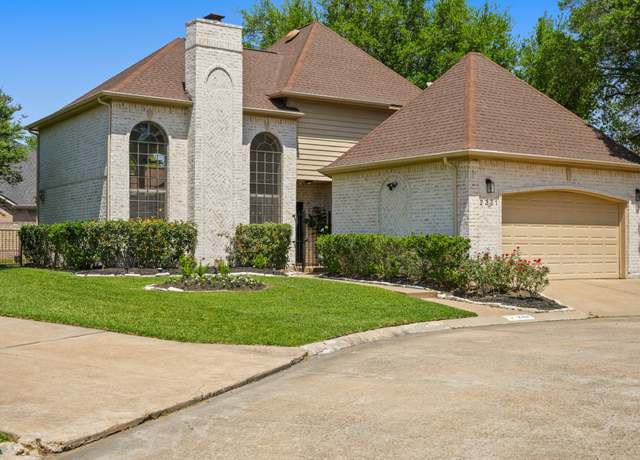 Property at 2331 Sand Ct, Richmond, TX 77406, 3 beds, 2.5 baths