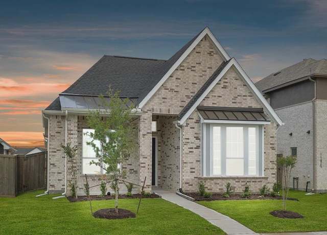 Property at 11811 South Pavillion Dr, Mont Belvieu, TX 77523, 3 beds, 2 baths