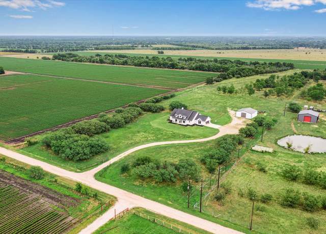 Property at 2832 Maler Rd, Sealy, TX 77474, 4 beds, 3.5 baths